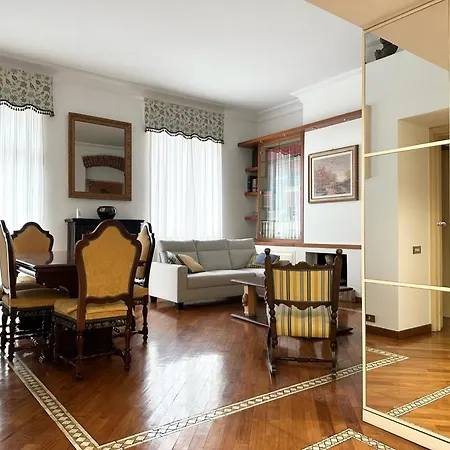 Washington Apartment *